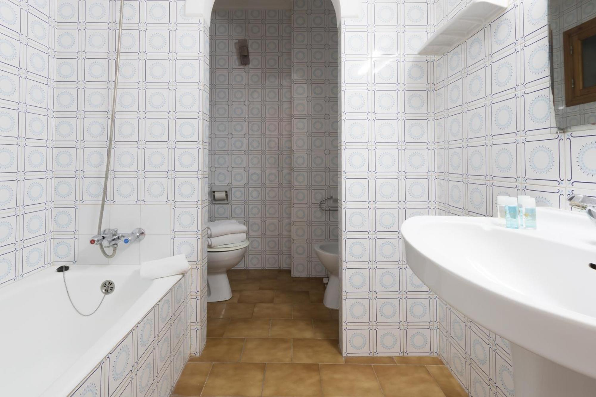 Apartamentos Orosol 2 By Typic Hotels سان أنطونيو الغرفة الصورة