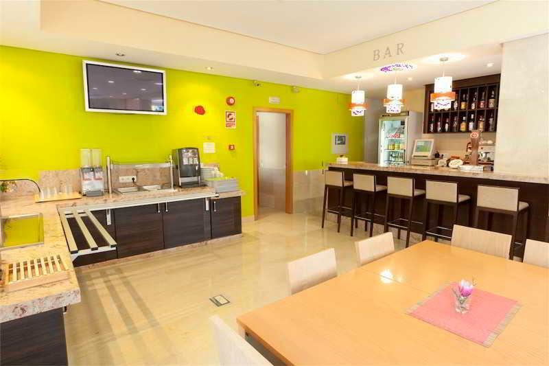 Apartamentos Orosol 2 By Typic Hotels سان أنطونيو المظهر الخارجي الصورة