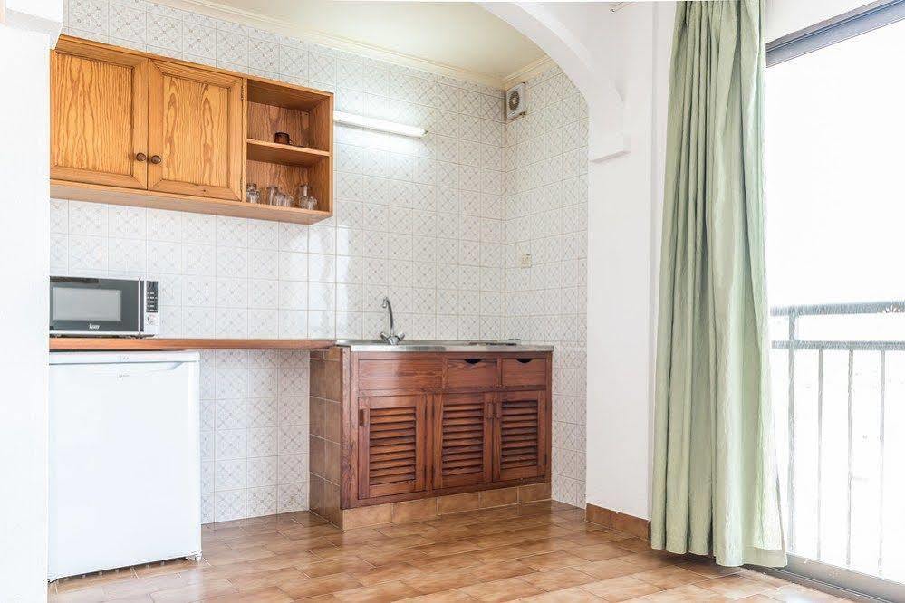Apartamentos Orosol 2 By Typic Hotels سان أنطونيو المظهر الخارجي الصورة