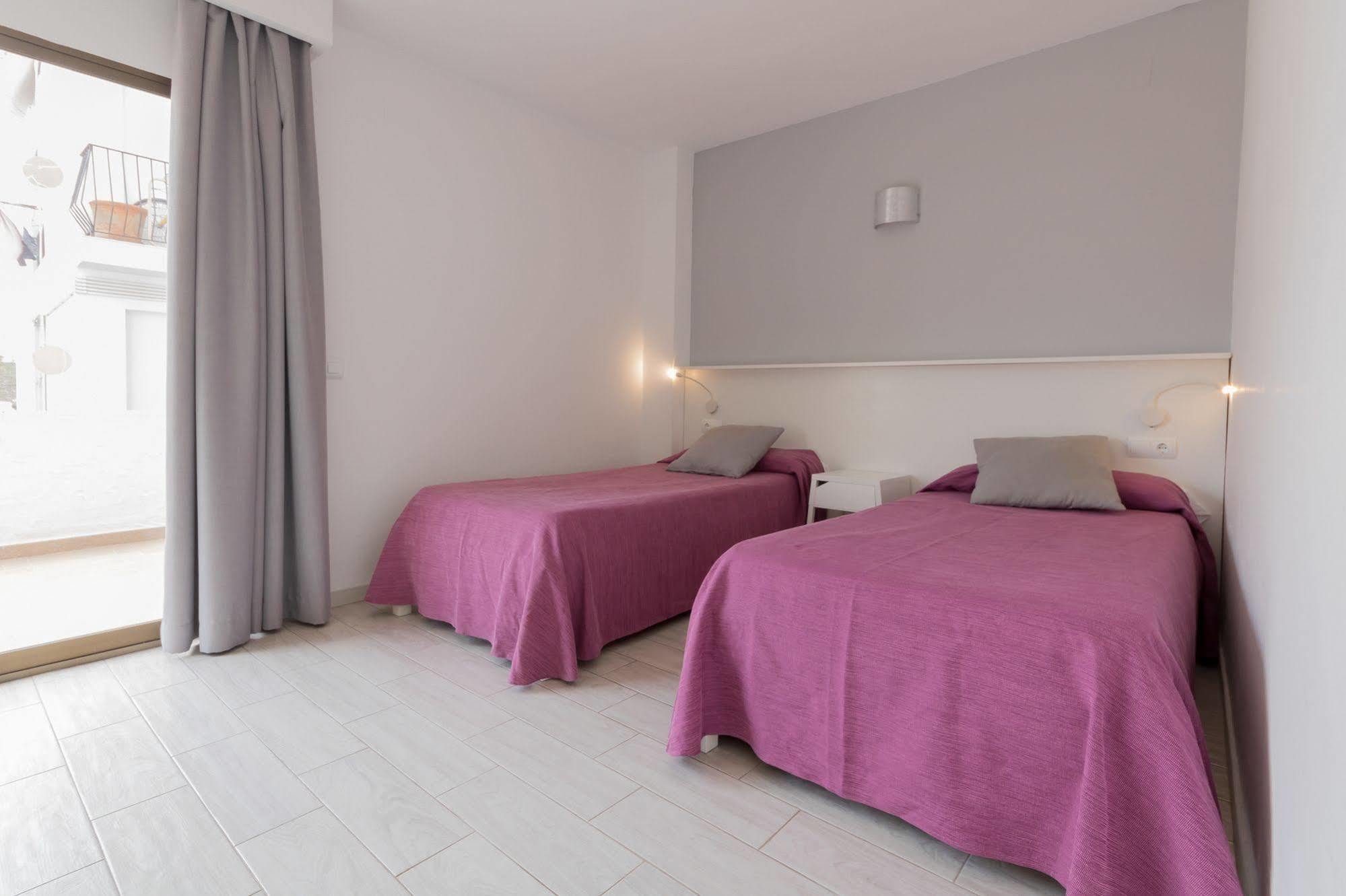 Apartamentos Orosol 2 By Typic Hotels سان أنطونيو المظهر الخارجي الصورة
